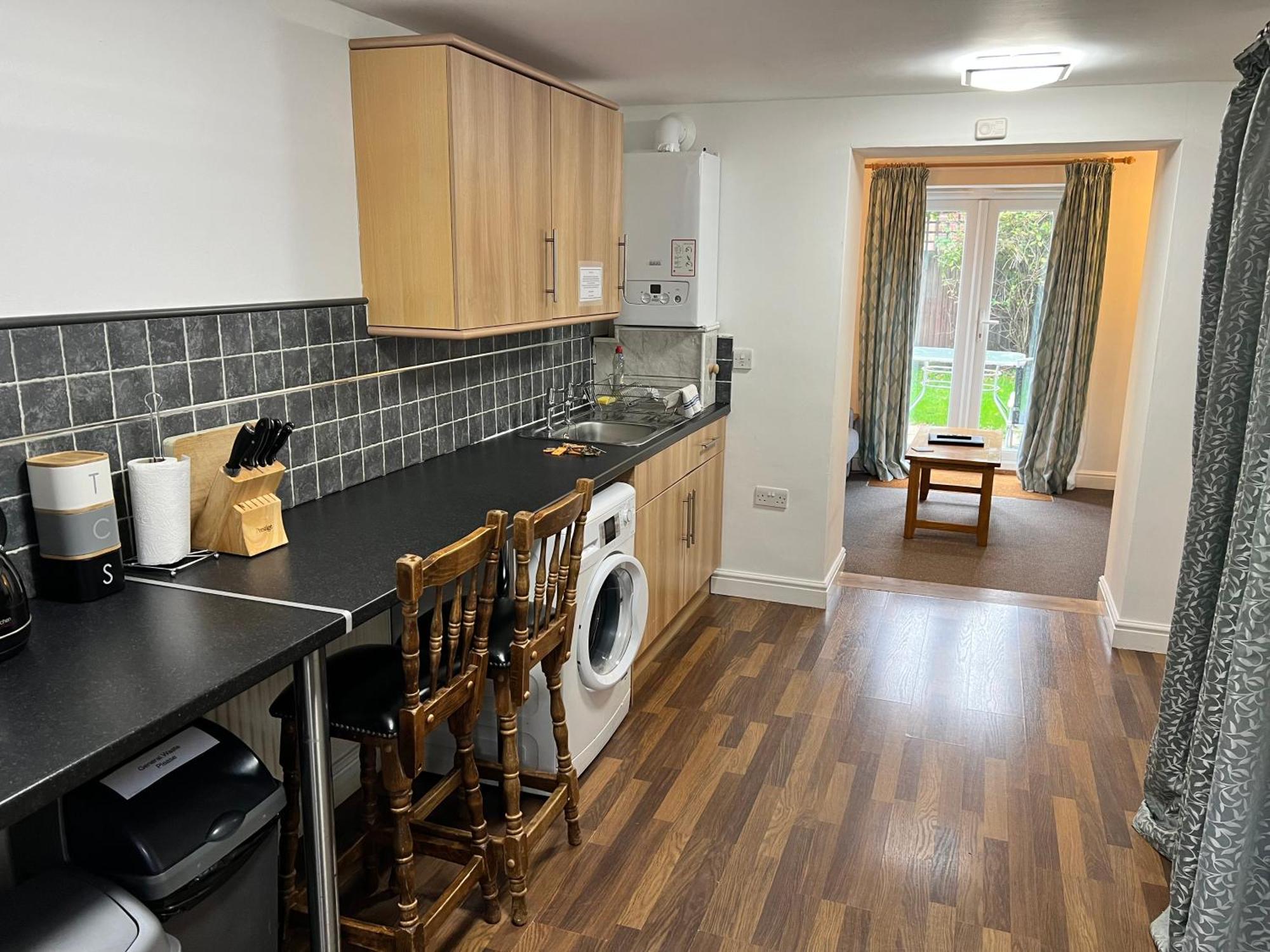 Glendower Guest Apartments Dereham Exterior photo